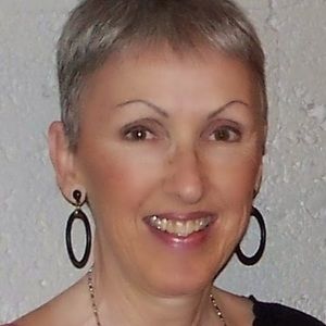 Meet your Posher, Atina